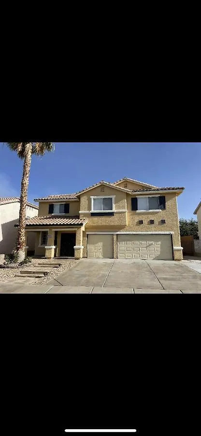 Gorgeous Henderson Home With Pool! Las Vegas Holiday home