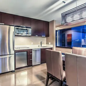 Holiday home Center - Panoramic Corner At Vdara, Las Vegas
