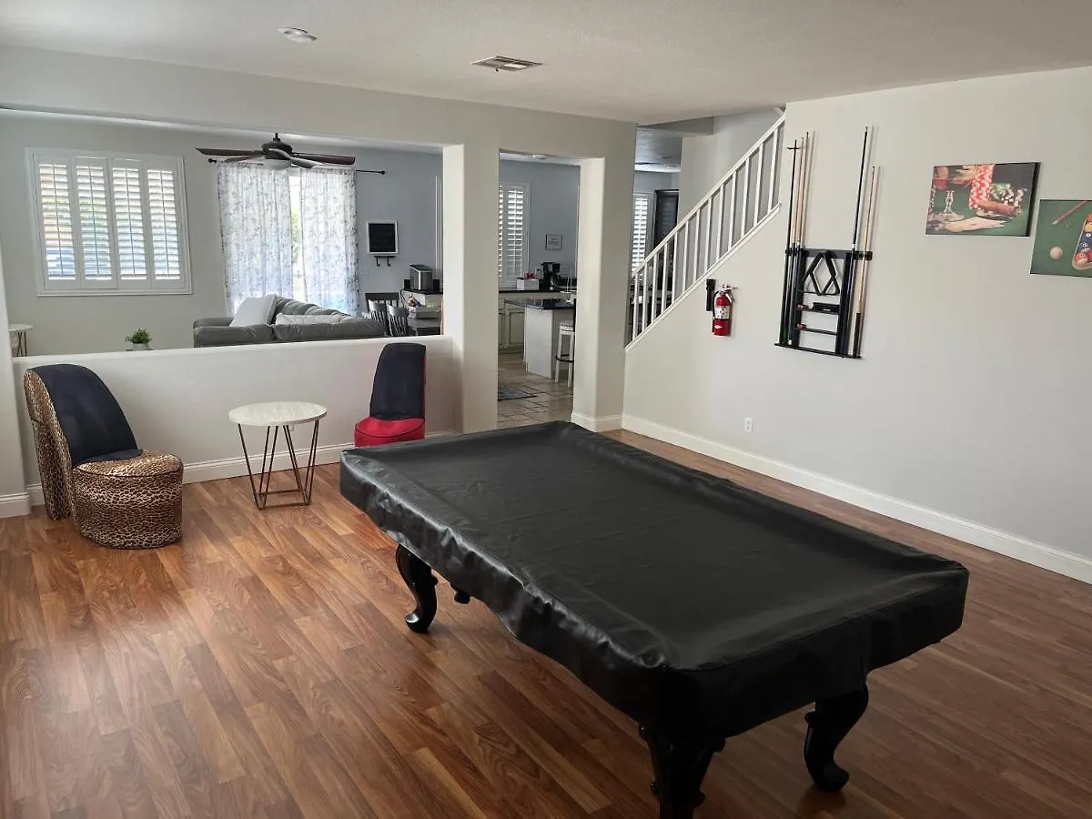 Gorgeous Henderson Home With Pool! Las Vegas Holiday home